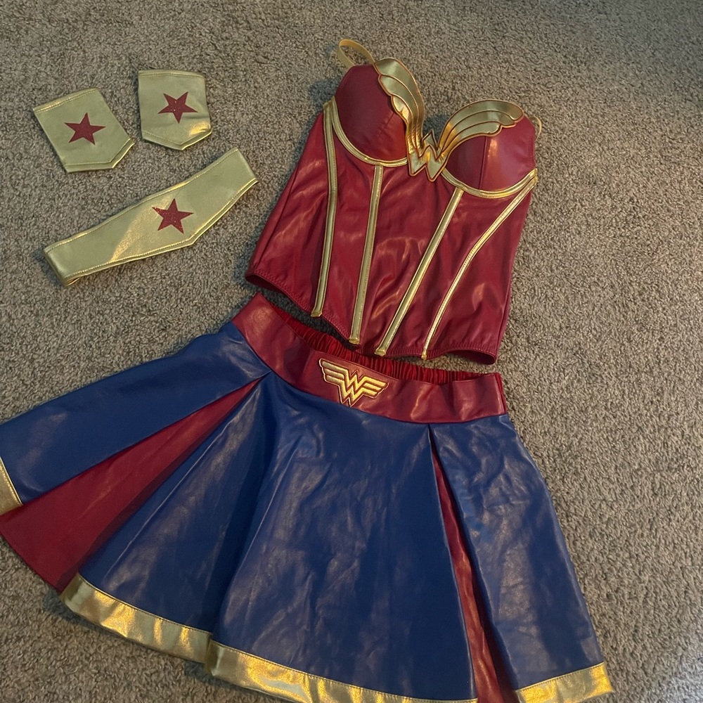 Halloween Wonder Woman costume